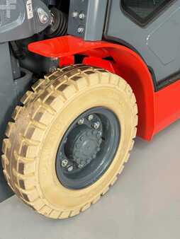 Elektro čtyřkolový VZV 2025  Heli CPD25 0 (6)