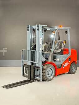 Diesel gaffeltruck 2025  Heli CPCD35 CPCD35 - 3,5t - Garantie 24 Monate (1)