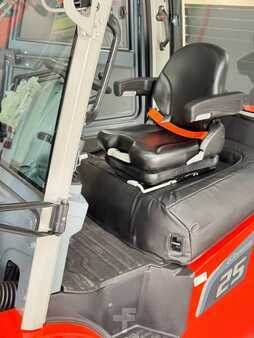 Diesel gaffeltruck 2025  Heli CPCD25 CPCD25 - Garantie 2 Jahre - KUBOTA Motor (6)