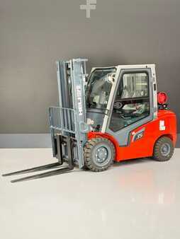 Gas gaffeltruck 2025  Heli CPYD35 CPYD35 (1)