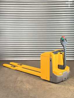 Nízkozdvižný vozík 2014  Jungheinrich EJE 120 EJE 120 - Service Neu - nur 1817 Std. Batterie 90% (4)