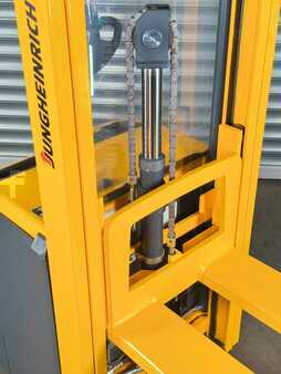 Pallestabler 2007  Jungheinrich EJC 214 EJC 214 - Service Neu - Triplex 4,3m 1.4t (5)