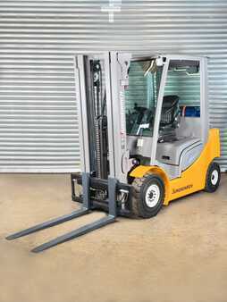 Gázüzemű targoncák 2016  Jungheinrich TFG 425s TFG 425s - Service Neu - Triplex - VW Motor (1)