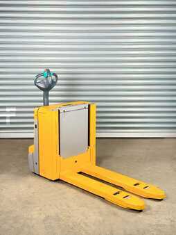 Elektromos emelőkocsik 2019  Jungheinrich EJE C20 EJE C20 - Service Neu - nur 2.156Std - BJ.2019 (3)