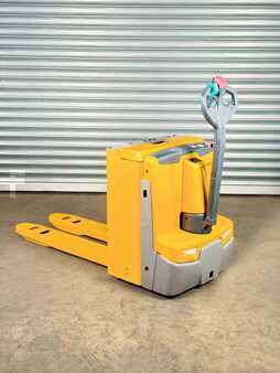 Elektromos emelőkocsik 2019  Jungheinrich EJE C20 EJE C20 - Service Neu - nur 2.156Std - BJ.2019 (6)