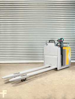 Függőleges komissiózó 2020  Jungheinrich ECE 225 ECE 225 - Service Neu + Garantie - Batteire 81% (3)