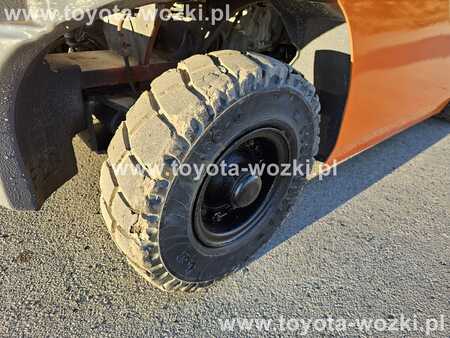LPG VZV 2012  Toyota 8FDF20 (9)