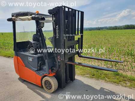 3-wiel elektrische heftrucks 2014  Toyota 8FBET16 (2)