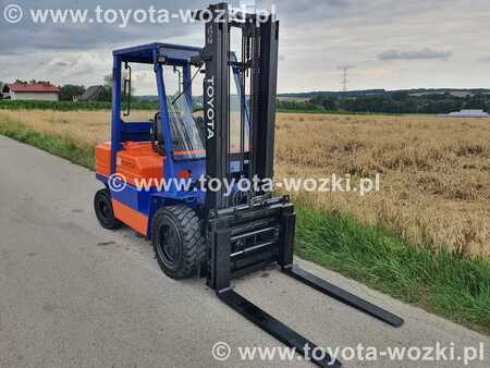 Dieselstapler 1995  Toyota 5FDF30 , 5FD30 (3)