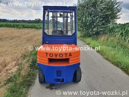 Dieselstapler 1995  Toyota 5FDF30 , 5FD30 (10)