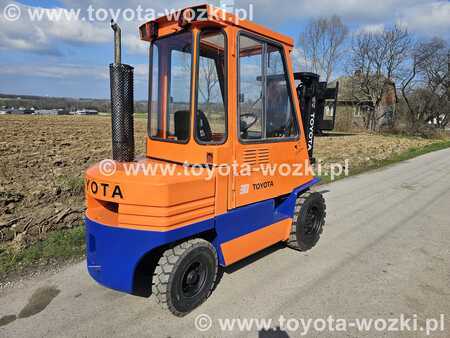 Dieselstapler 1995  Toyota 5FDF30 , 5FD30 (5)