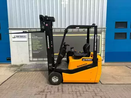 Electric - 3 wheels 1999  Jungheinrich EFG-DF-15 (1)