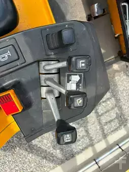 Electric - 3 wheels 1999  Jungheinrich EFG-DF-15 (19)