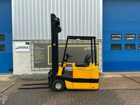 Electric - 3 wheels 1994  Jungheinrich EFG D C 15 G (1)