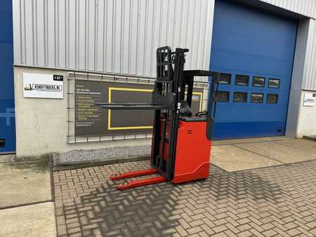 High lift pallet trucks sit-down 2015  Linde L 16 R (6)