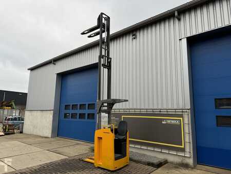 High lift pallet trucks sit-down 2016  Jungheinrich ESC 316-525DZ (7)