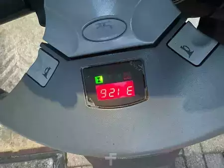 Wózki niskiego podnoszenia 2015  BT LWE200 (12)