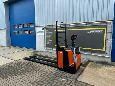 Electric Pallet Trucks 2016  BT LPE220 (6)