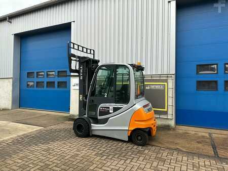 Elektro 4 Rad 2015  Still RX60-30 (10)