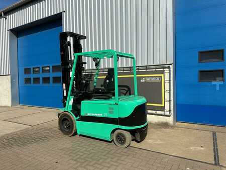 El Truck - 4-hjul 2006  Mitsubishi FB35K (6)