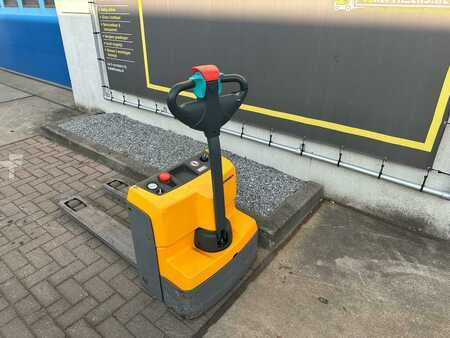 Låglyftare El - Jungheinrich EJE M13 (6)
