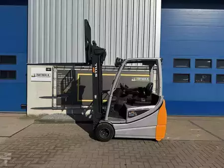 Chariots électriques à 3 roues 2020  Still RX20-16 (1)