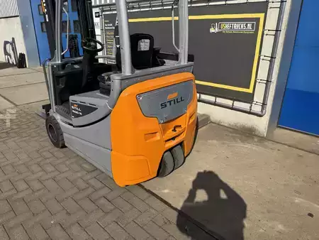 Chariots électriques à 3 roues 2020  Still RX20-16 (10)