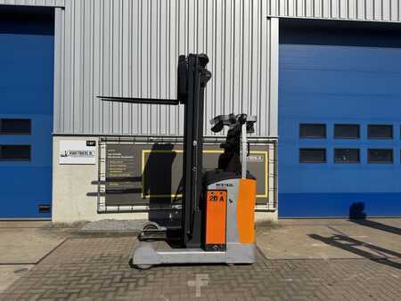 Schubmaststapler 2014  Still FMX17 (1)