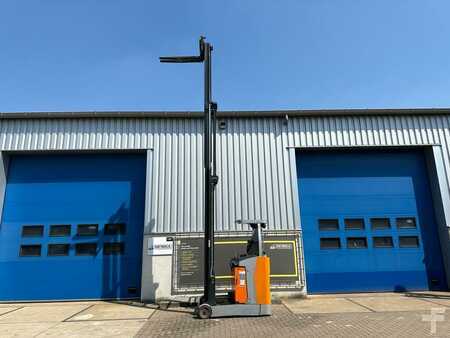Reach Trucks 2021  Still FMX14 (2)