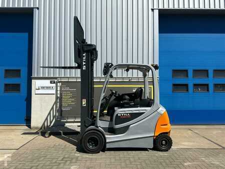 Eléctrica de 4 ruedas 2017  Still RX60-30L (1)