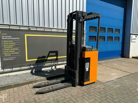 Wózki z platformą operatora 2013  Atlet SV16 (4)