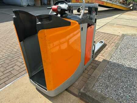 VZV s plošinou pro řidiče 2017  Still EXD S20 (8)
