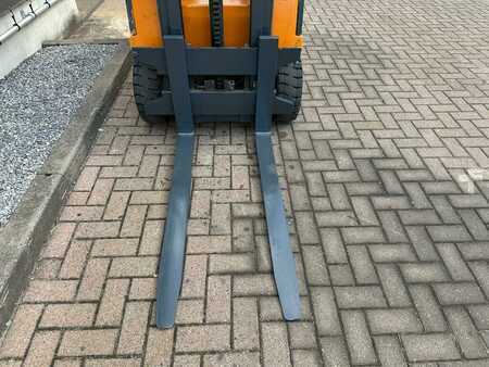 Still R50-15