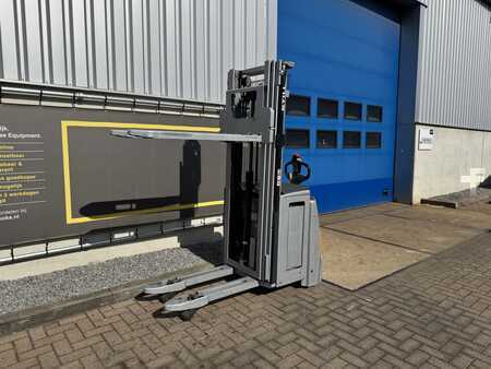 Pallet Stackers 2017  Still EXV 16 i (6)