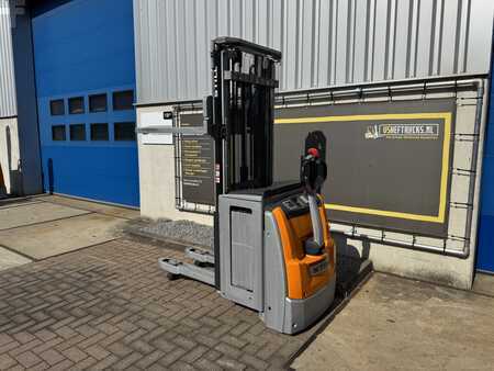 Pallet Stackers 2017  Still EXV 16 i (7)