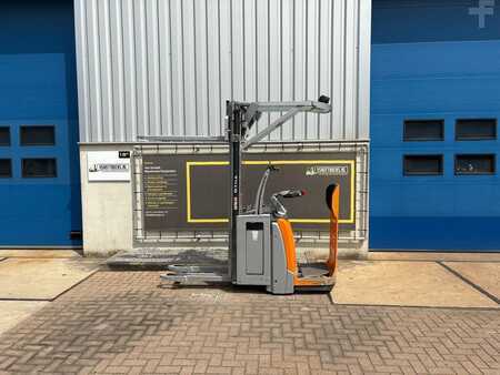 Stacker pedestre 2018  Still EXVSF14i (1)