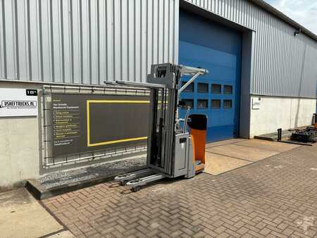 Stacker pedestre 2018  Still EXVSF14i (4)