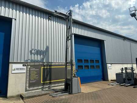 Stacker pedestre 2019  Still EXV-SF 14 D (8)