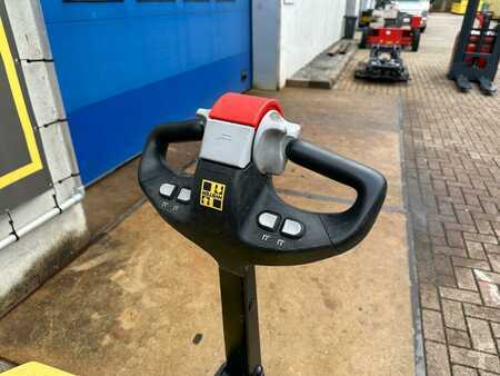 Transpalettes éléctriques 2019  Hyster p1.6 (10)