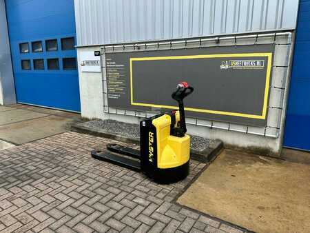 Transpalettes éléctriques 2019  Hyster p1.6 (3)