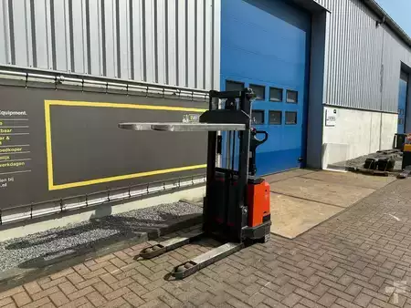 Stacker pedestre 2008  BT SWE120 6026362/2008 (4)