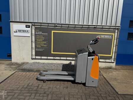 Nízkozdvižný vozík 2016  Still EXUSF20 (1)