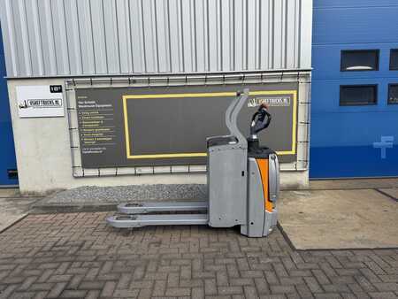 Nízkozdvižný vozík 2020  Still EXH SF20 (1)