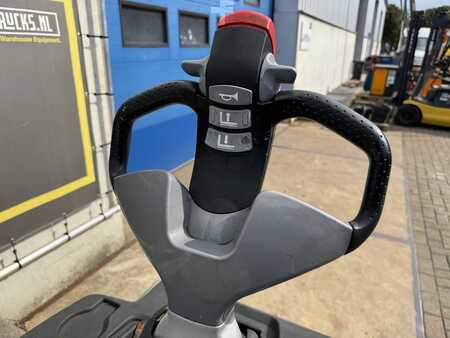 Nízkozdvižný vozík 2020  Still EXH SF20 (10)