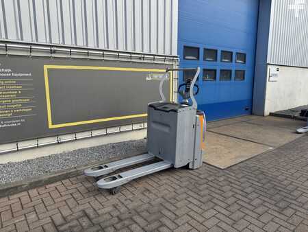 Nízkozdvižný vozík 2020  Still EXH SF20 (2)