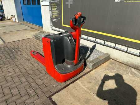 Elektrische palletwagens 2008  Linde t18 (6)