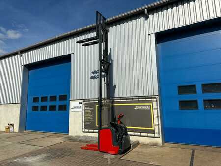 Fahrerstandstapler 2008  Linde L 14 API (8)