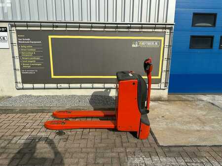 Lavansiirtovaunu 2018  Linde T16 (1)