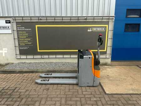 Nízkozdvižný vozík 2011  Still EXUH18 (3)