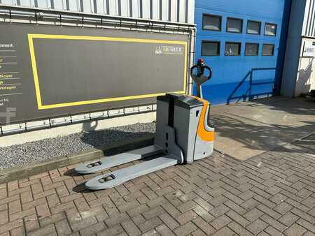 Fahrerstandstapler 2009  Still EXU H 20 (4)